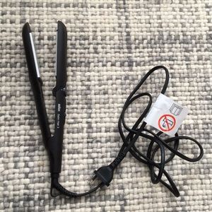 European Hair straightener